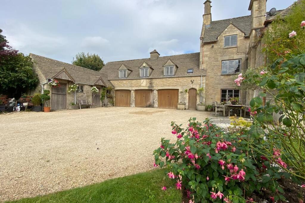 The Old Manor Coach House Lägenhet Cirencester Exteriör bild